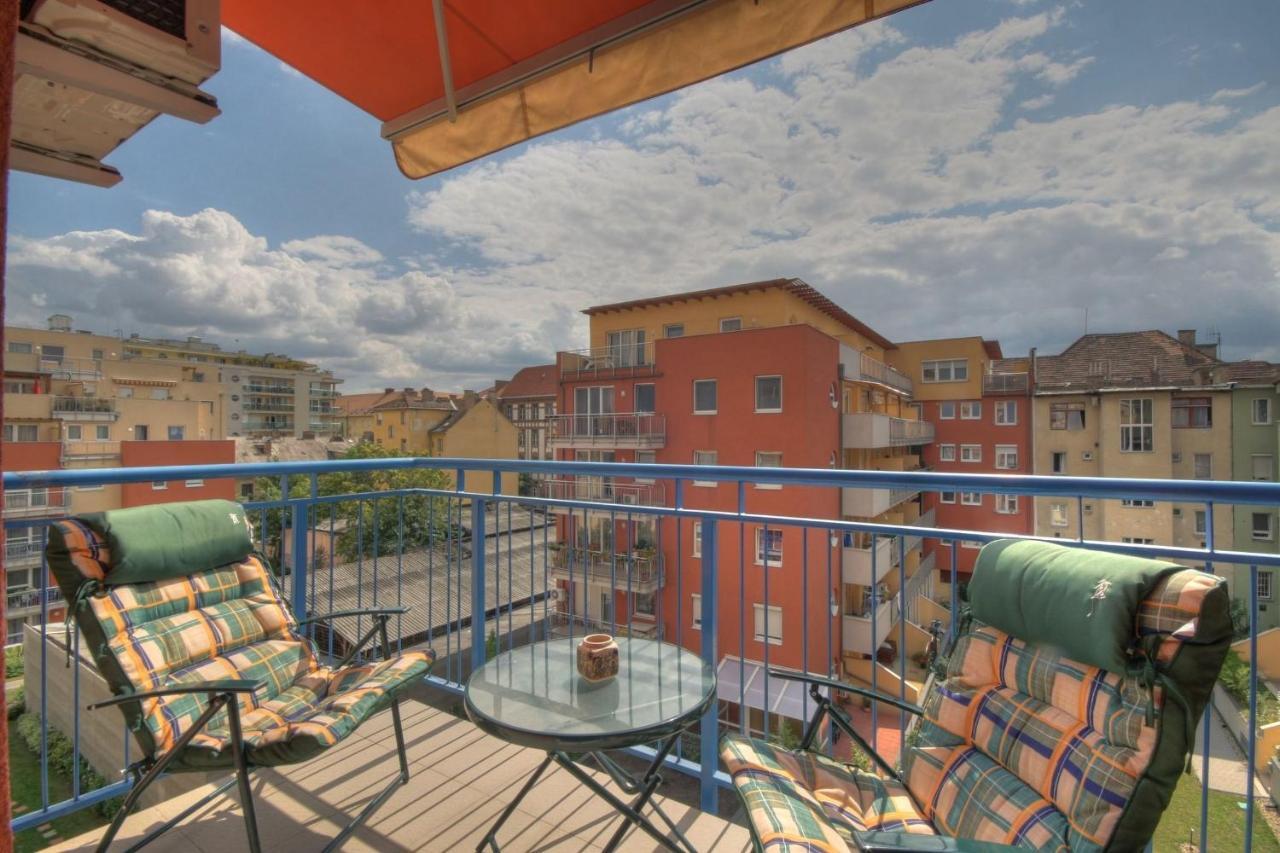 Apartment Budapest Peace Quarto foto